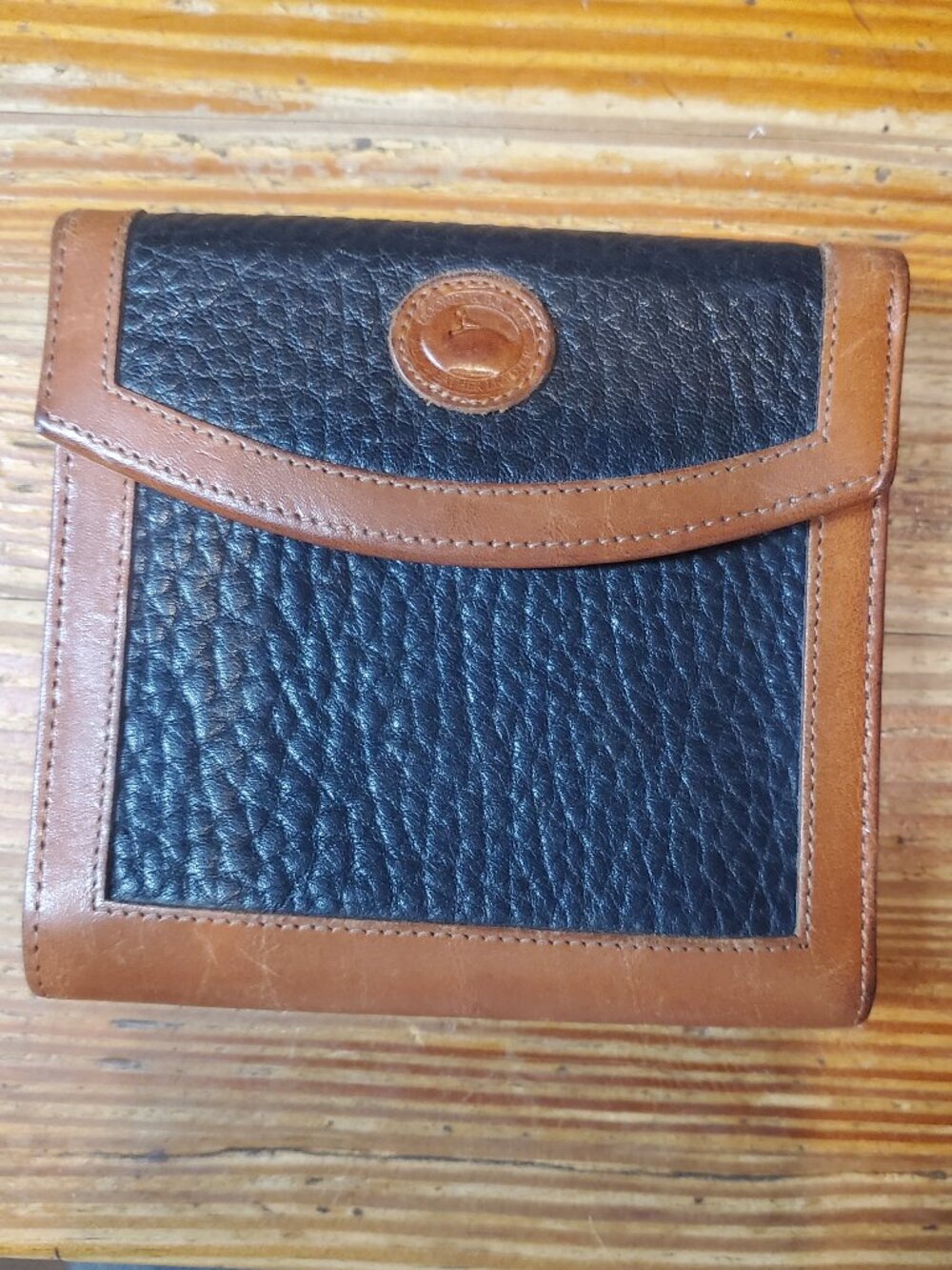 Vintage Dooney and Bourke Wallet